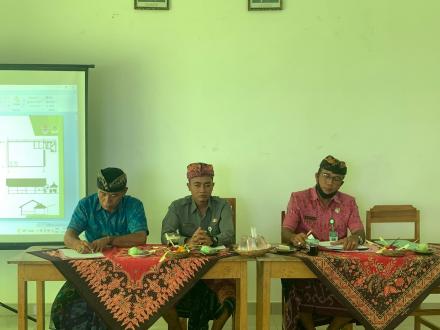 RAPAT BULANAN PERTAMA PEMBANGUNAN RUMAH KOMPOS KAPASITAS 1 TON/HARI 